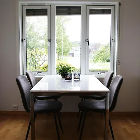 Ons Spacious With 4 Bedrooms Near Ons Stavanger